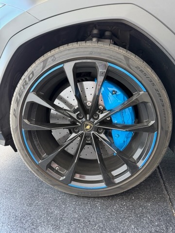 2020 Lamborghini Urus