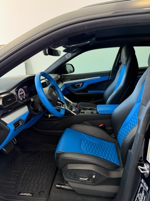 2020 Lamborghini Urus