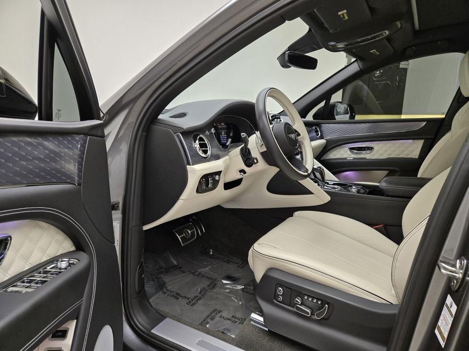 2022 Bentley Bentayga