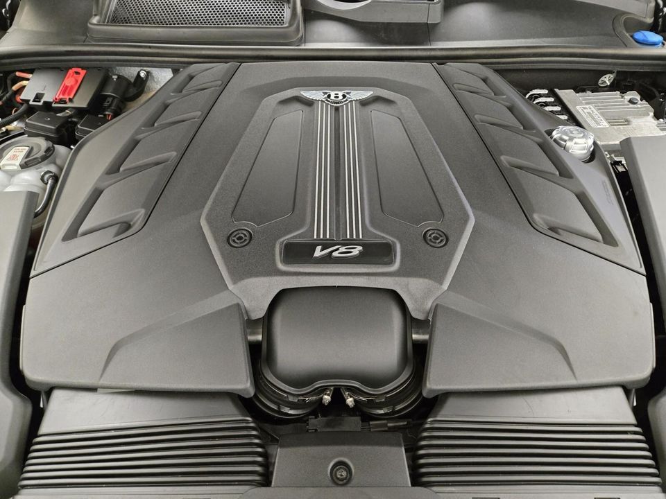 2022 Bentley Bentayga