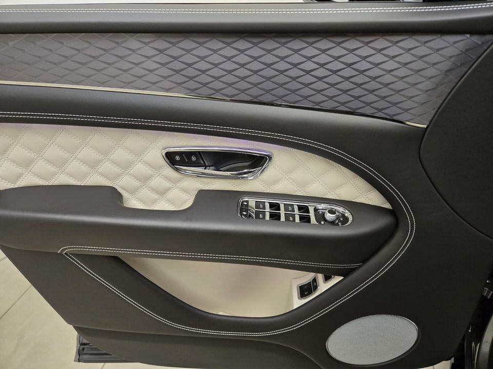 2022 Bentley Bentayga