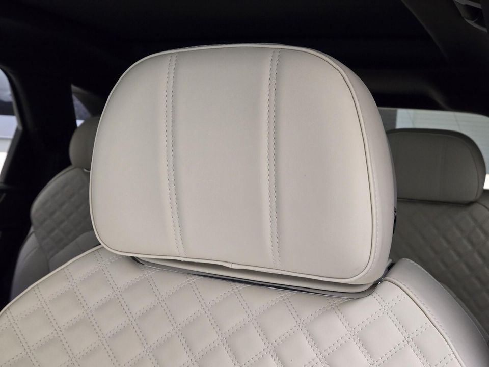 2022 Bentley Bentayga
