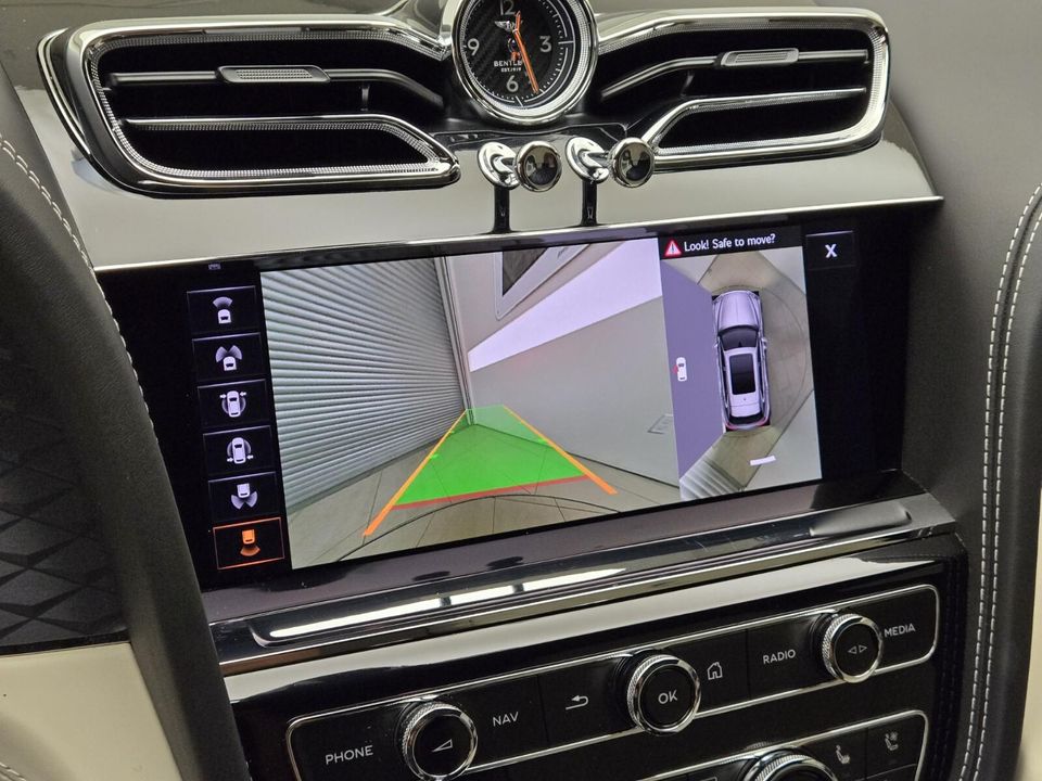 2022 Bentley Bentayga