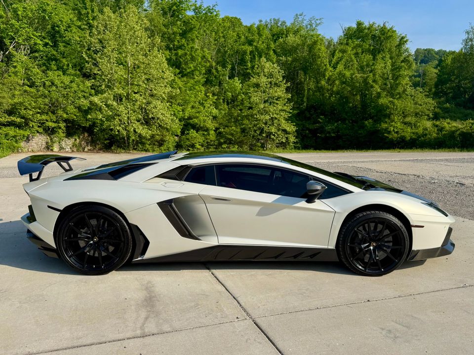 2012 Lamborghini Aventador