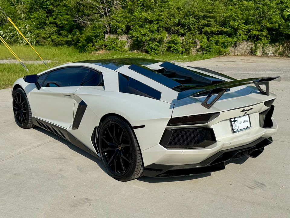 2012 Lamborghini Aventador