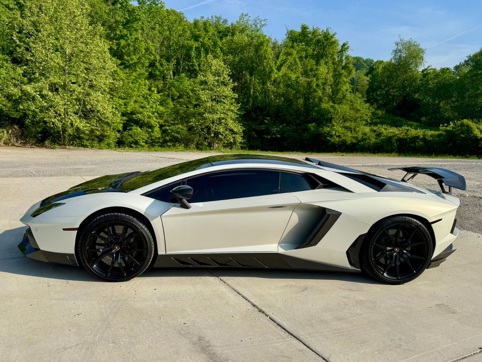 2012 Lamborghini Aventador