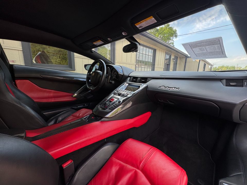 2012 Lamborghini Aventador