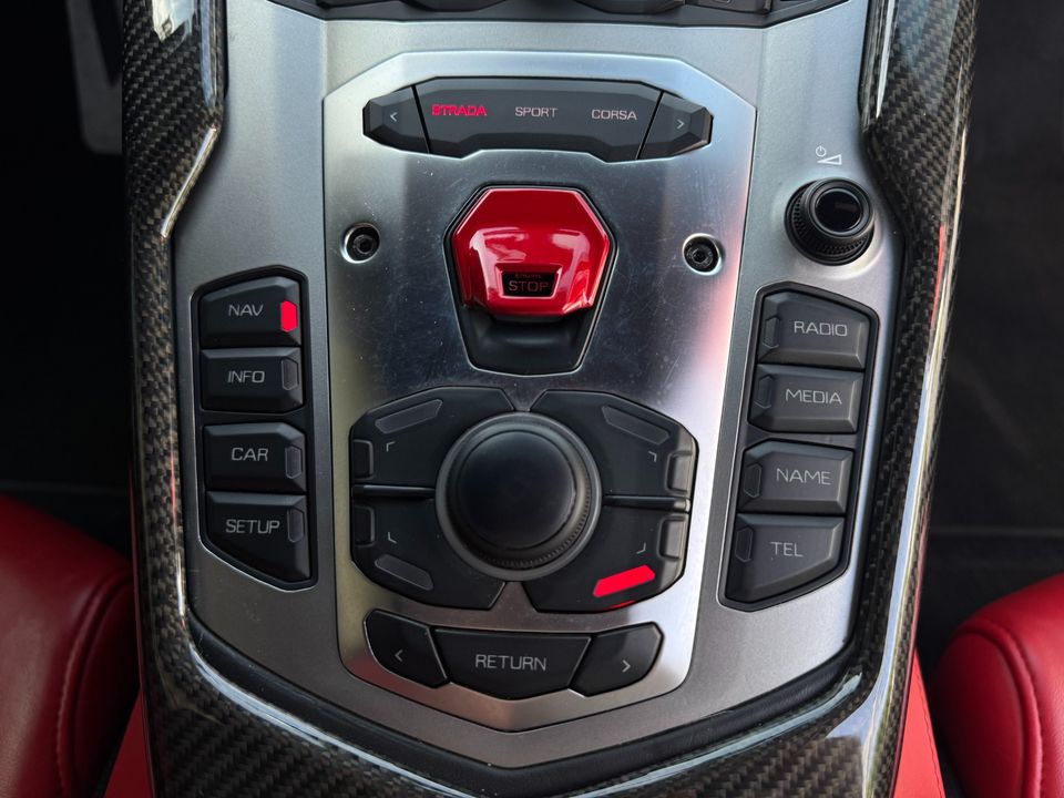 2012 Lamborghini Aventador