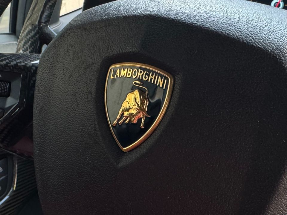 2012 Lamborghini Aventador