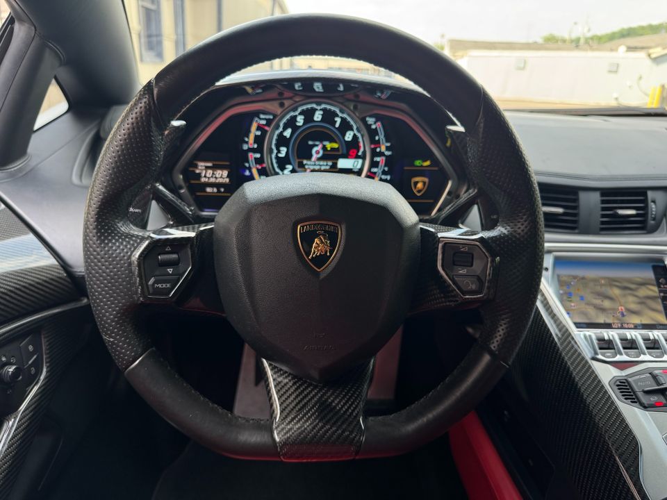2012 Lamborghini Aventador