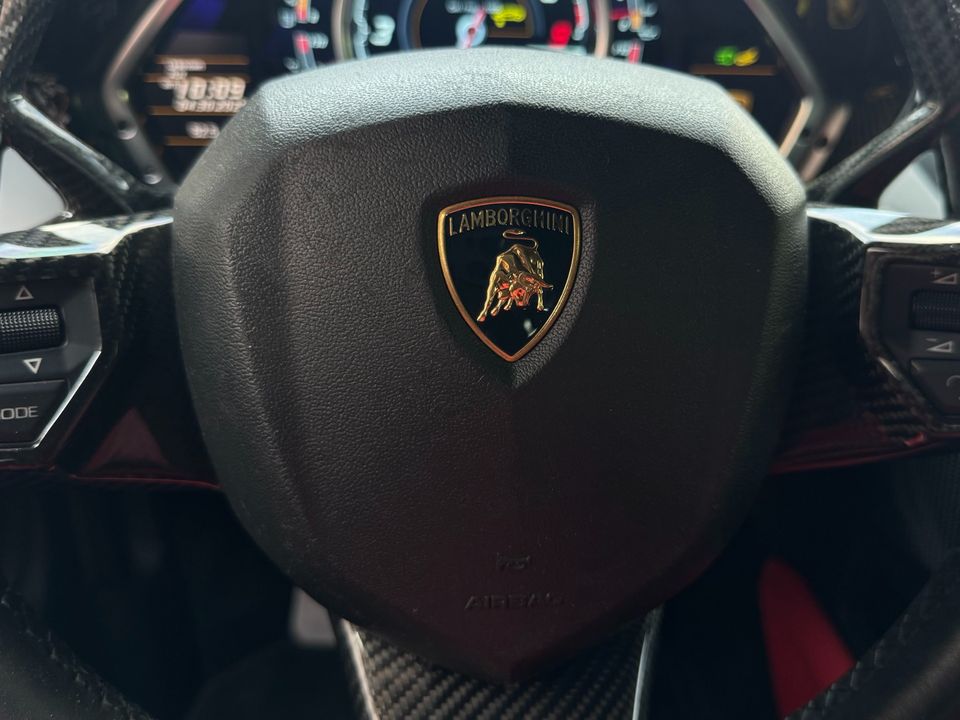 2012 Lamborghini Aventador