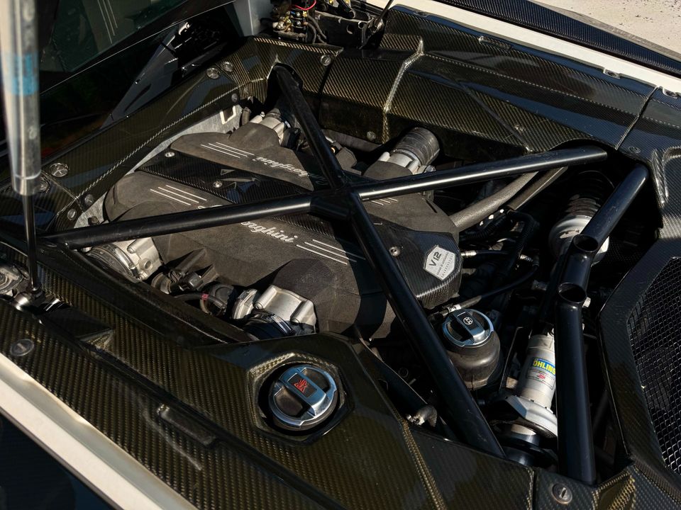 2012 Lamborghini Aventador