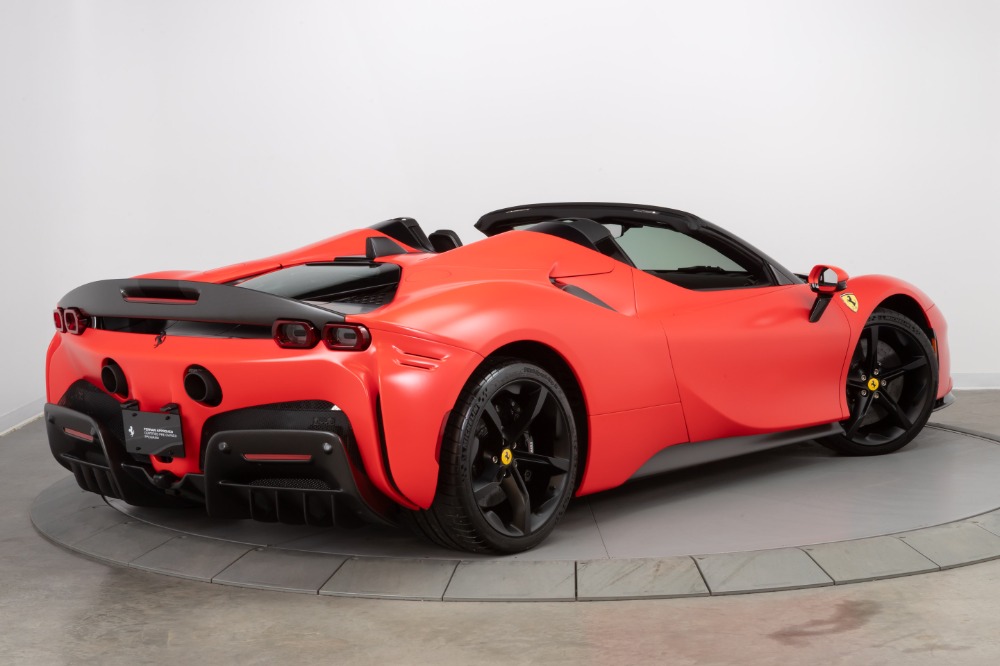 2022 Ferrari SF90 Spider