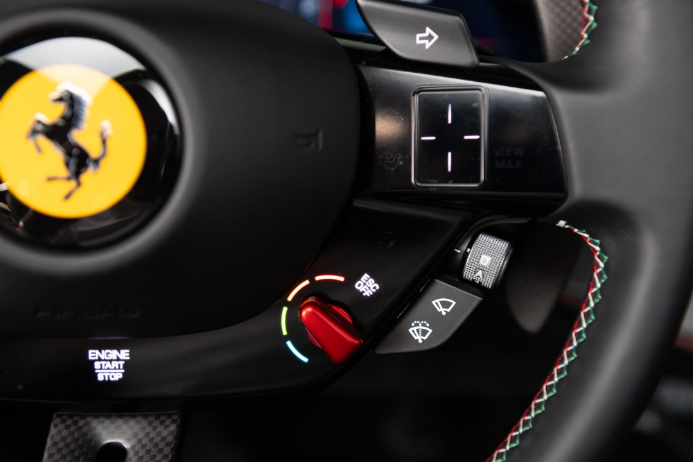2022 Ferrari SF90 Spider