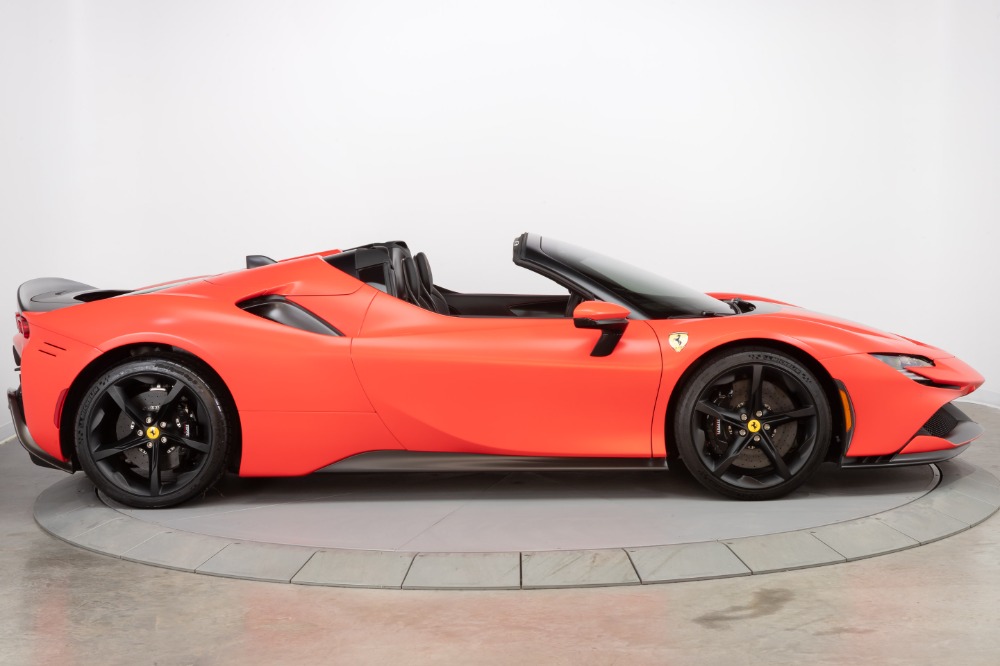 2022 Ferrari SF90 Spider