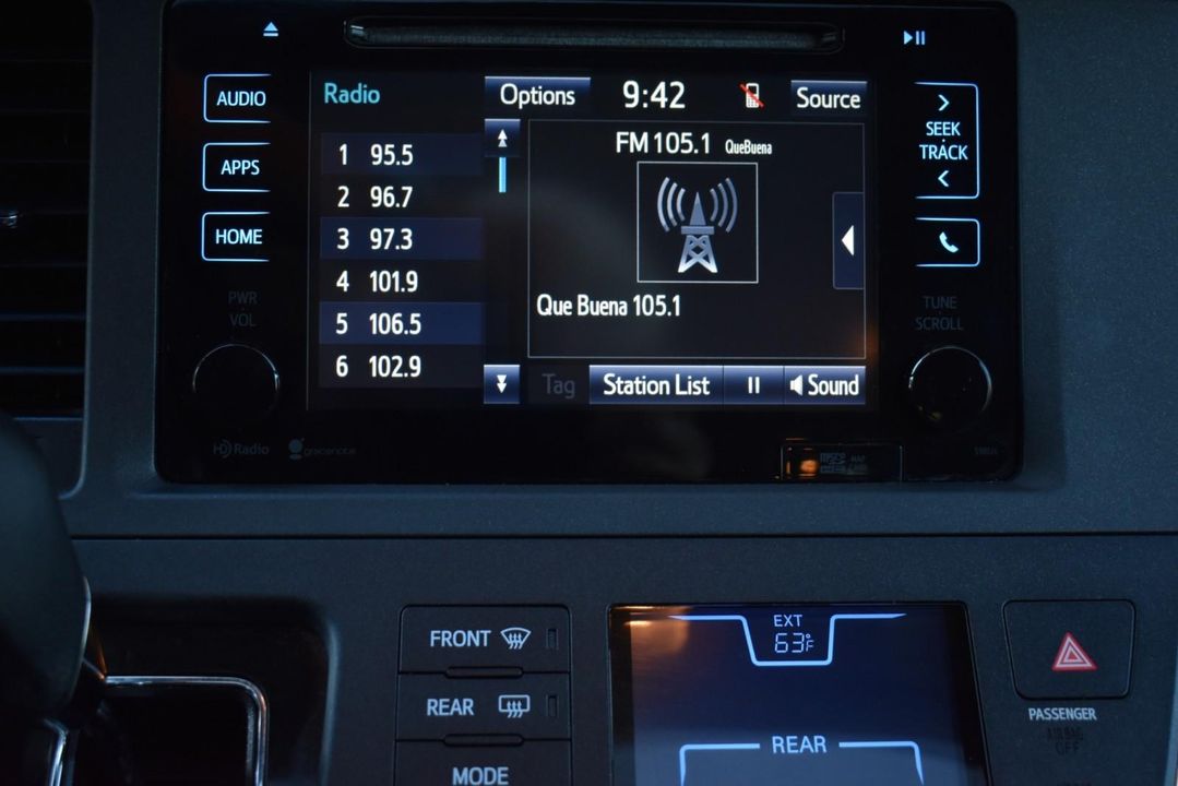 2015 Toyota Sienna