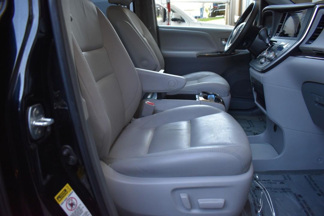 2015 Toyota Sienna