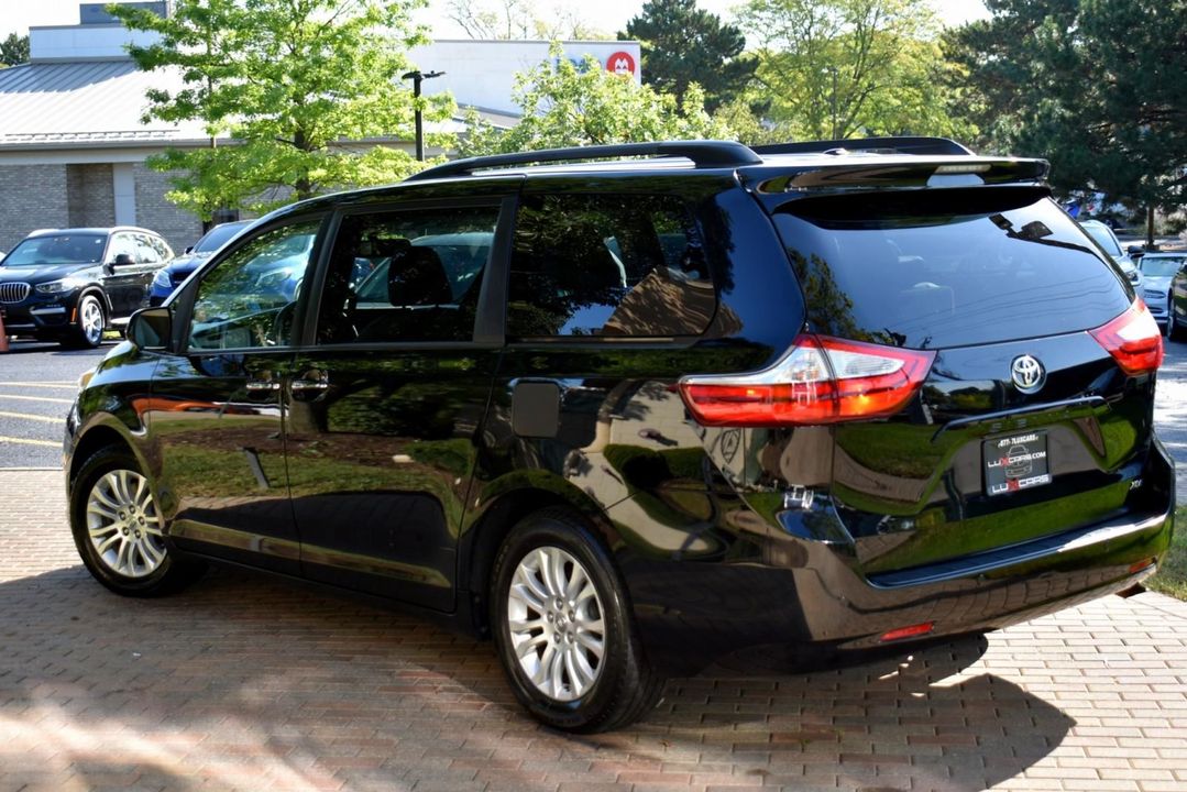 2015 Toyota Sienna