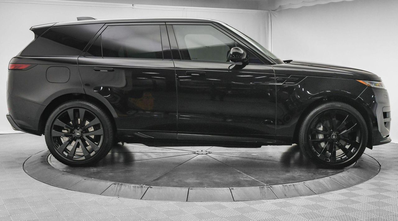 2025 Land Rover Range Rover Sport Plug-in Hybrid