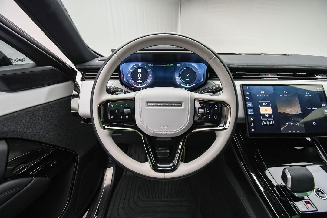 2025 Land Rover Range Rover Sport Plug-in Hybrid