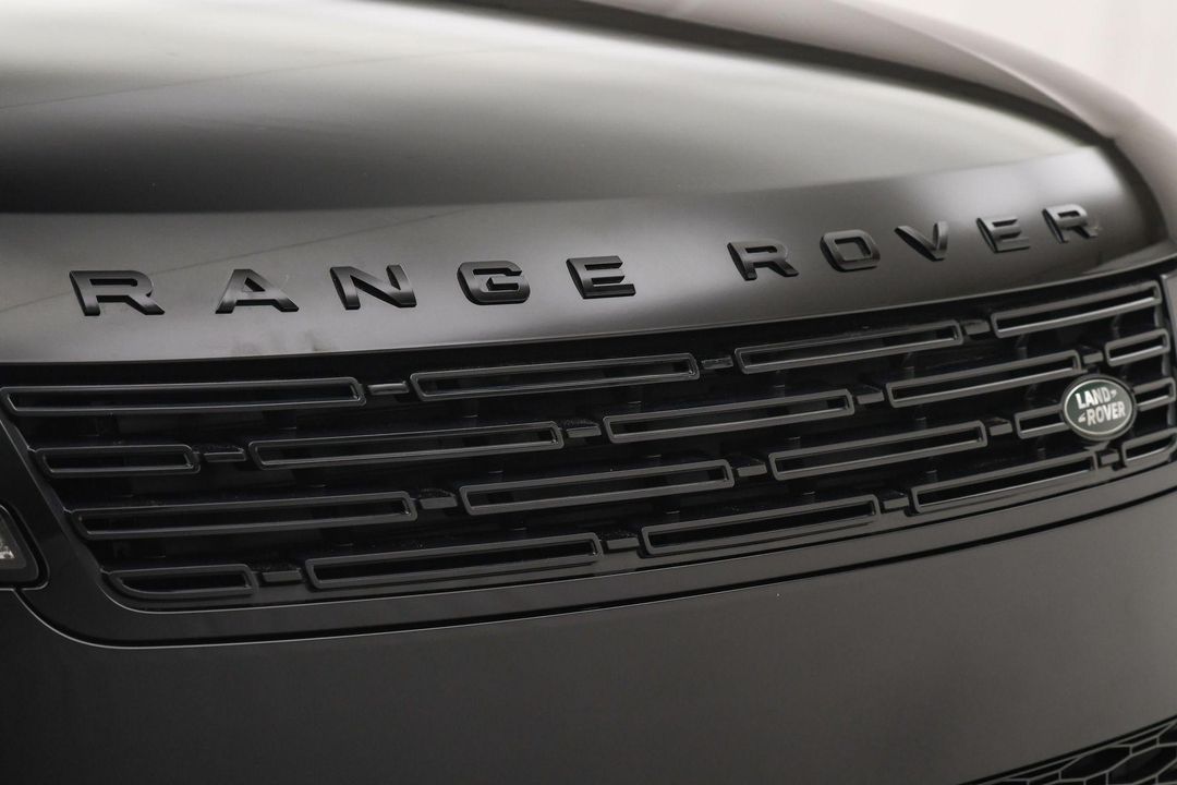 2025 Land Rover Range Rover Sport Plug-in Hybrid