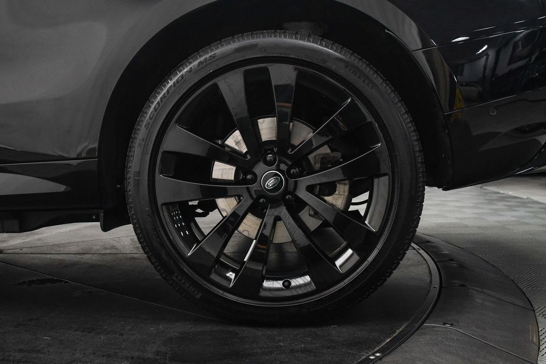 2025 Land Rover Range Rover Sport Plug-in Hybrid