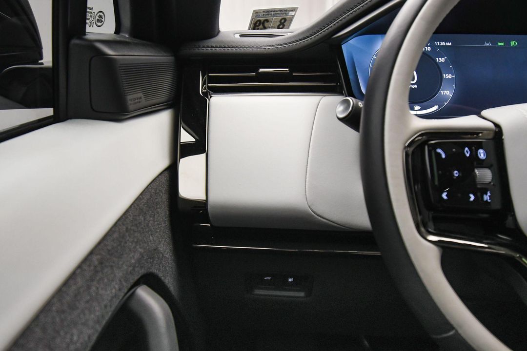 2025 Land Rover Range Rover Sport Plug-in Hybrid