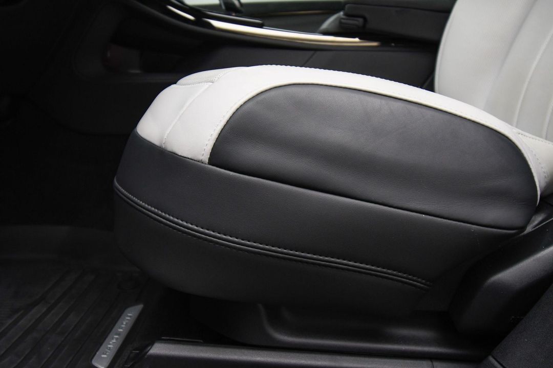 2025 Land Rover Range Rover Sport Plug-in Hybrid
