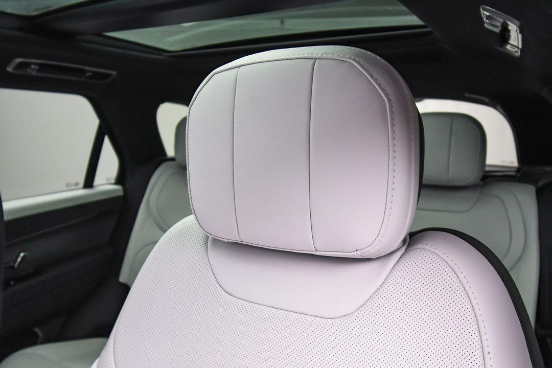 2025 Land Rover Range Rover Sport Plug-in Hybrid