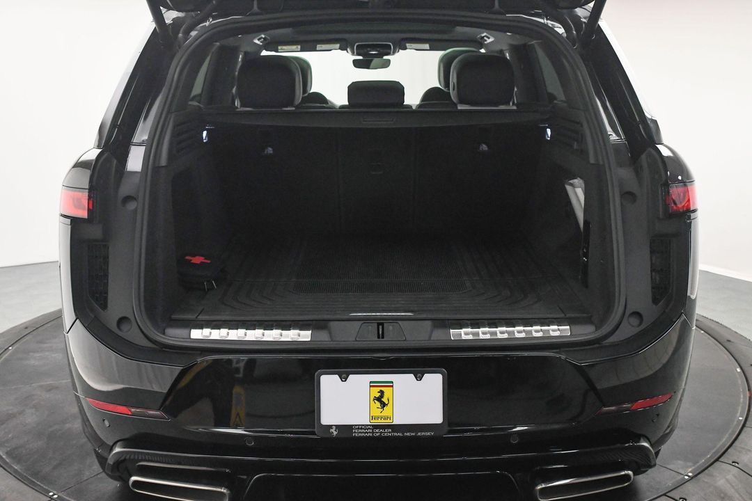 2025 Land Rover Range Rover Sport Plug-in Hybrid