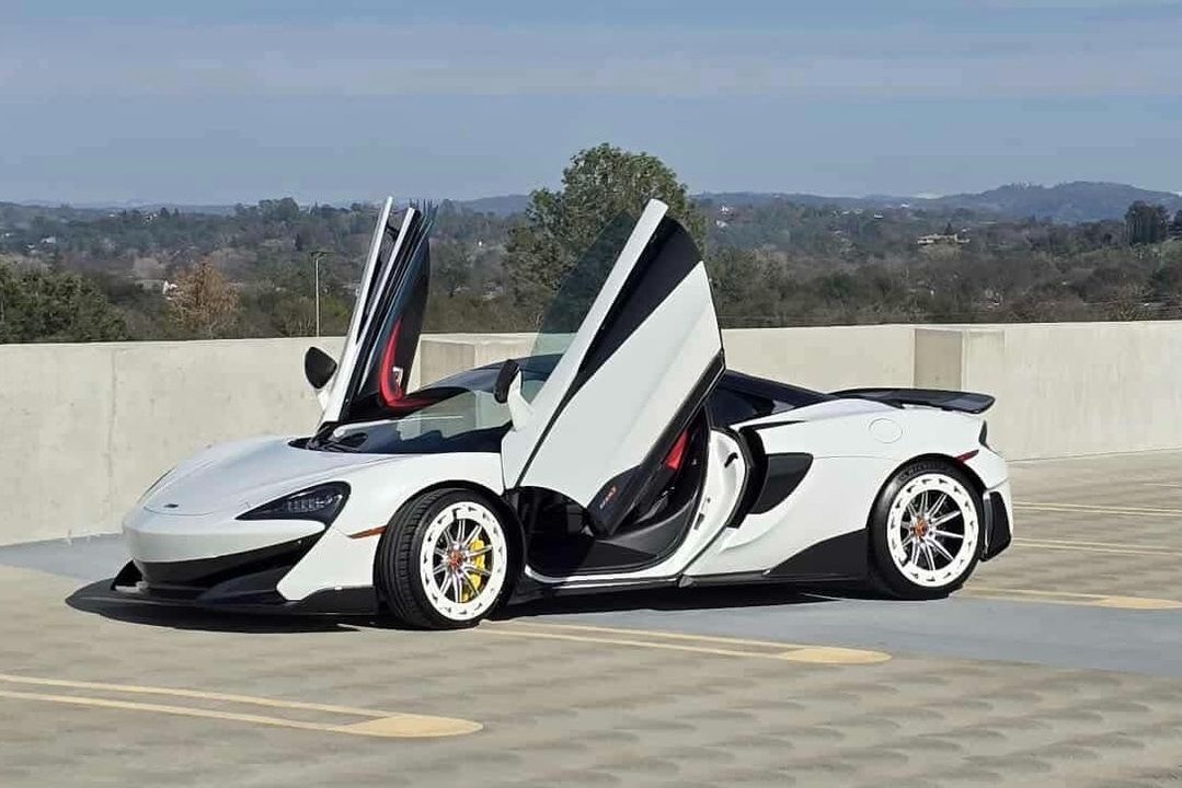 2016 McLaren 570S *600LT Conversion Build*