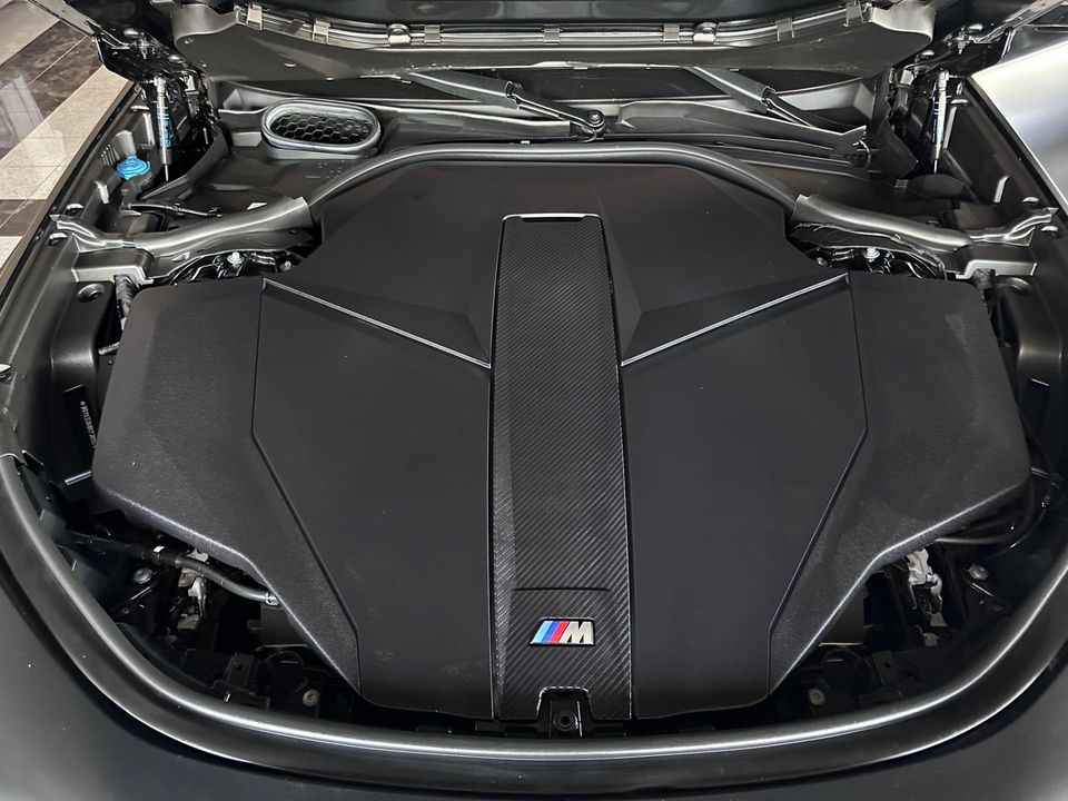 2024 BMW i7