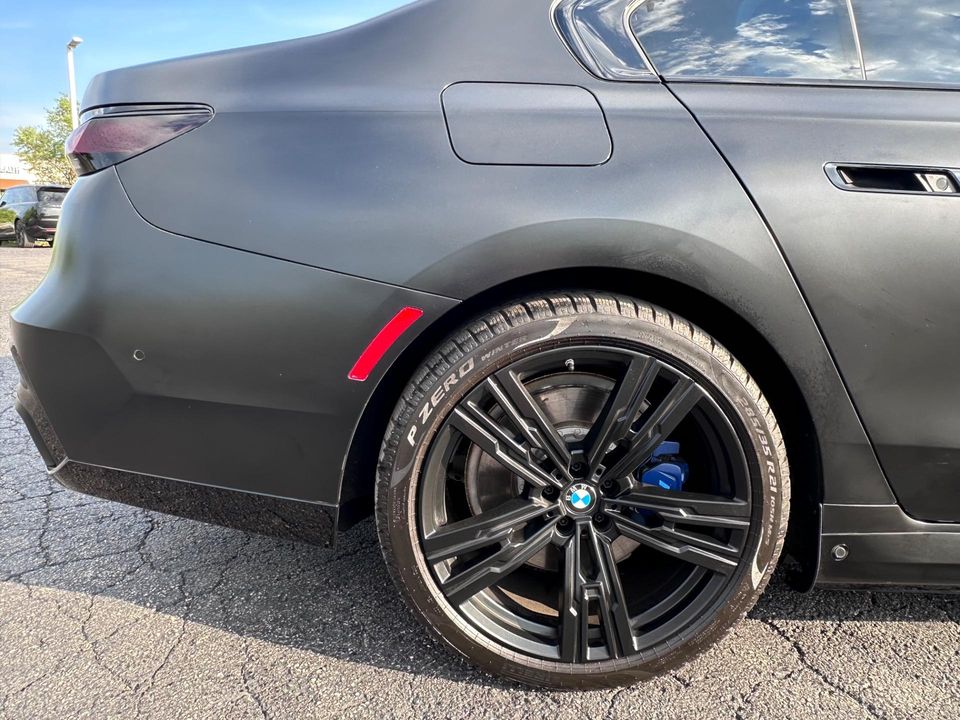 2024 BMW i7