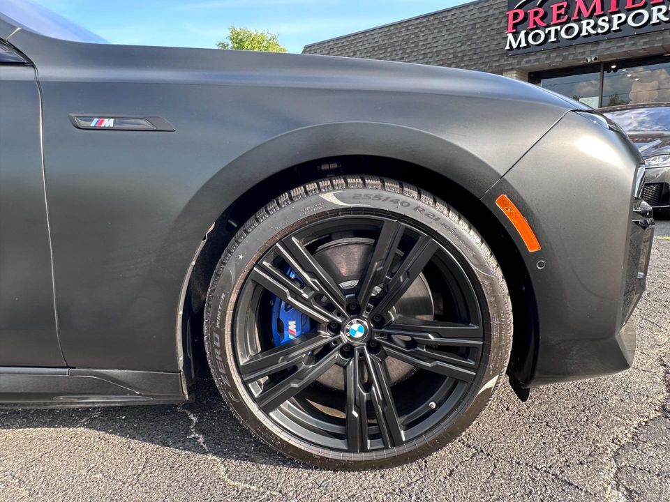 2024 BMW i7