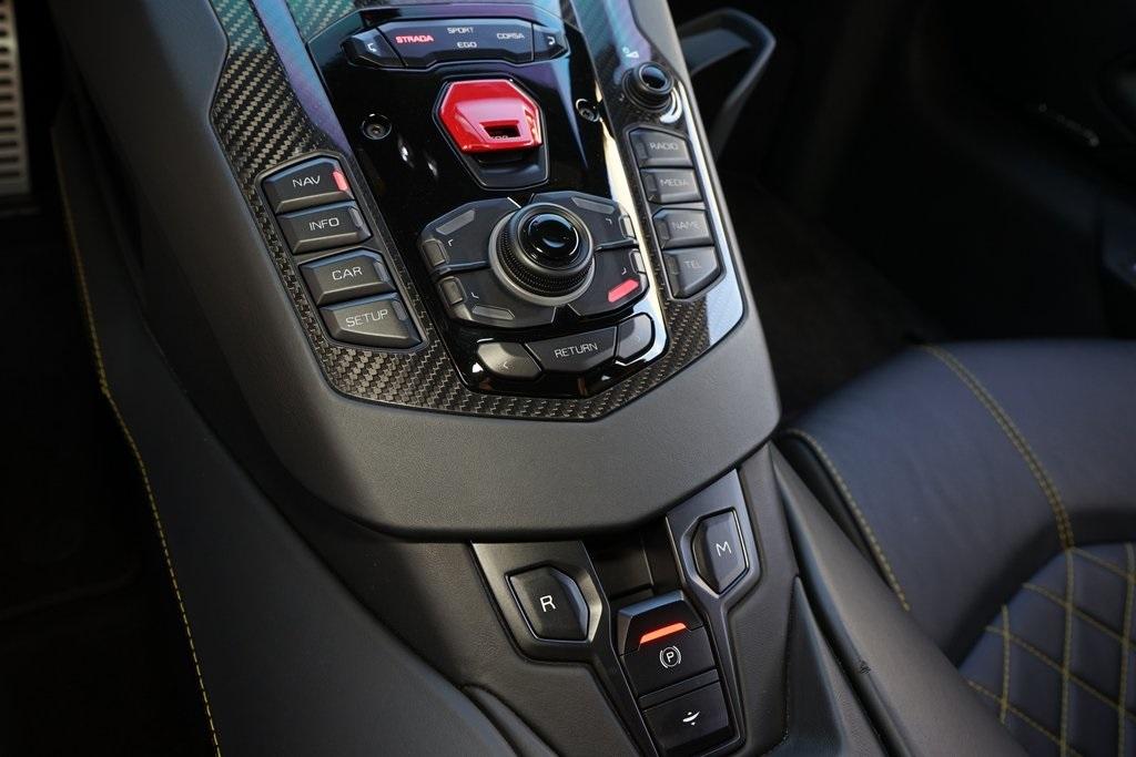 2018 Lamborghini Aventador S