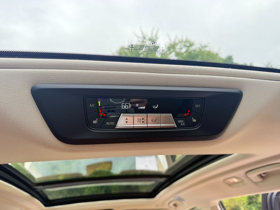 2023 BMW X7