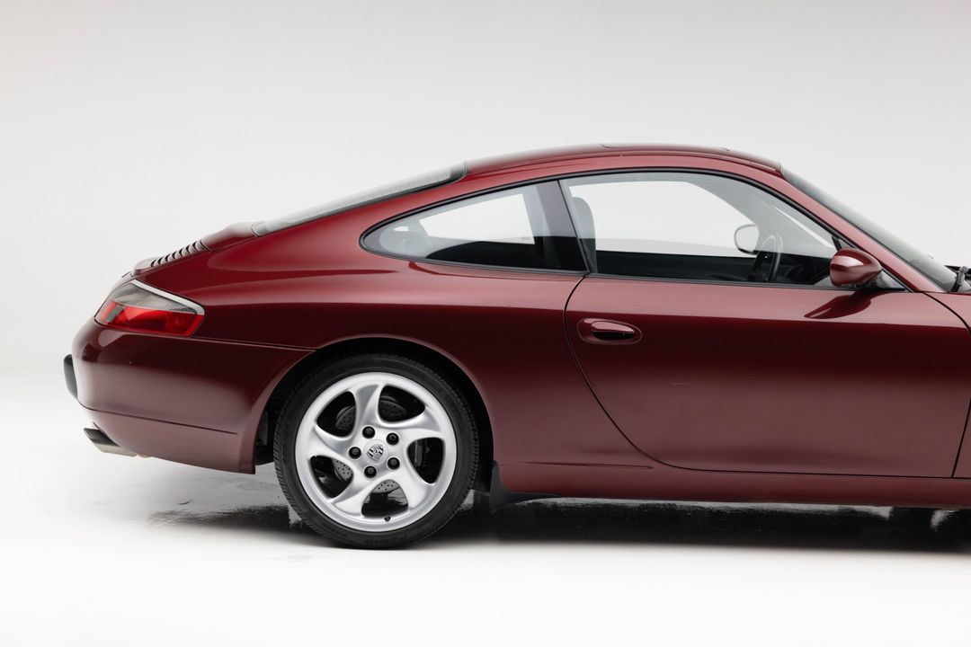 1999 Porsche 911 Carrera