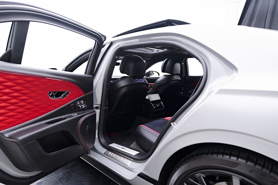 2023 Bentley Flying Spur
