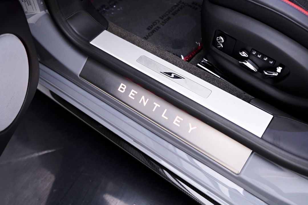 2023 Bentley Flying Spur