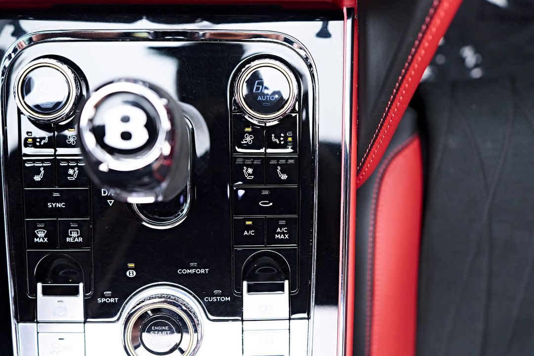 2023 Bentley Flying Spur