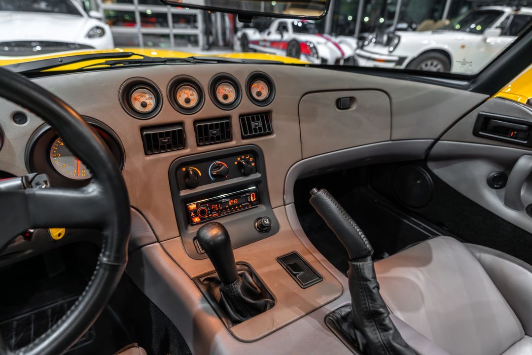 1995 Dodge Viper