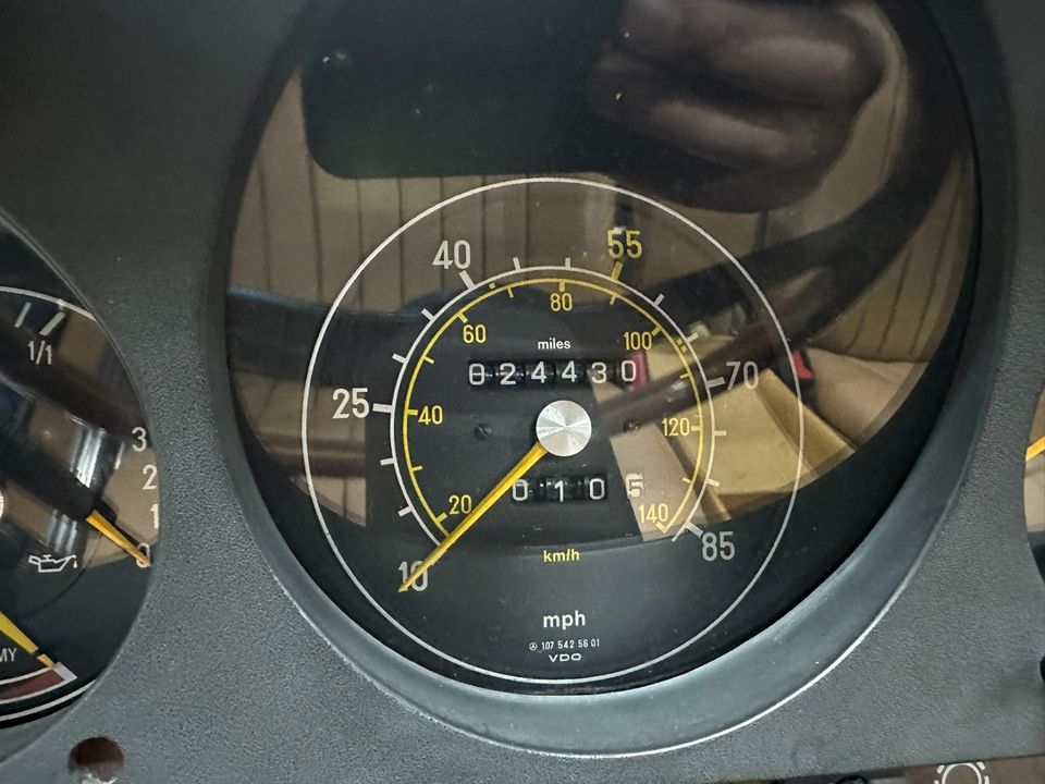 1981 Mercedes-Benz 380-Class