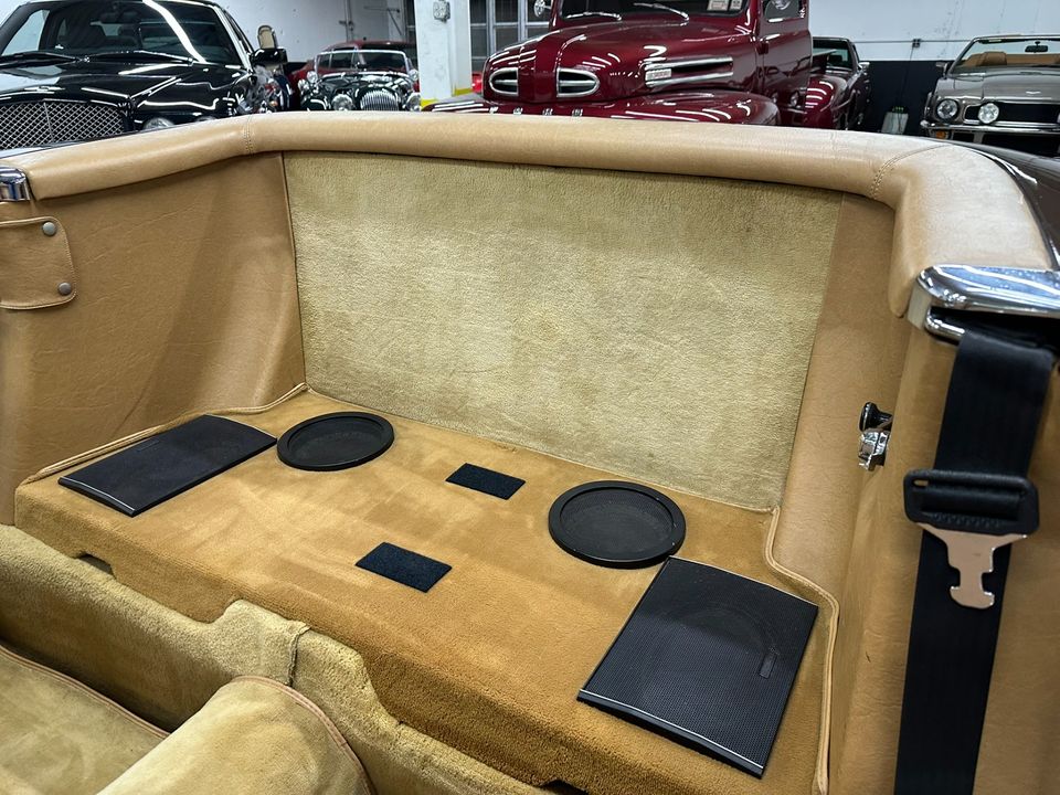1981 Mercedes-Benz 380-Class