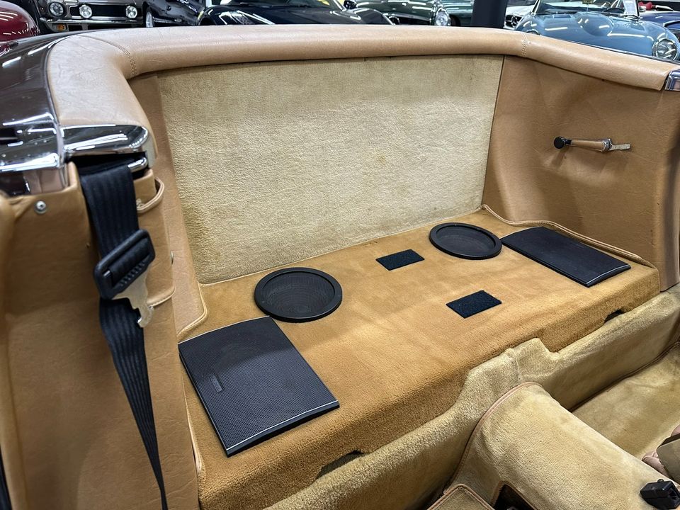 1981 Mercedes-Benz 380-Class