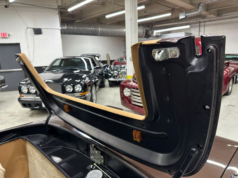 1981 Mercedes-Benz 380-Class