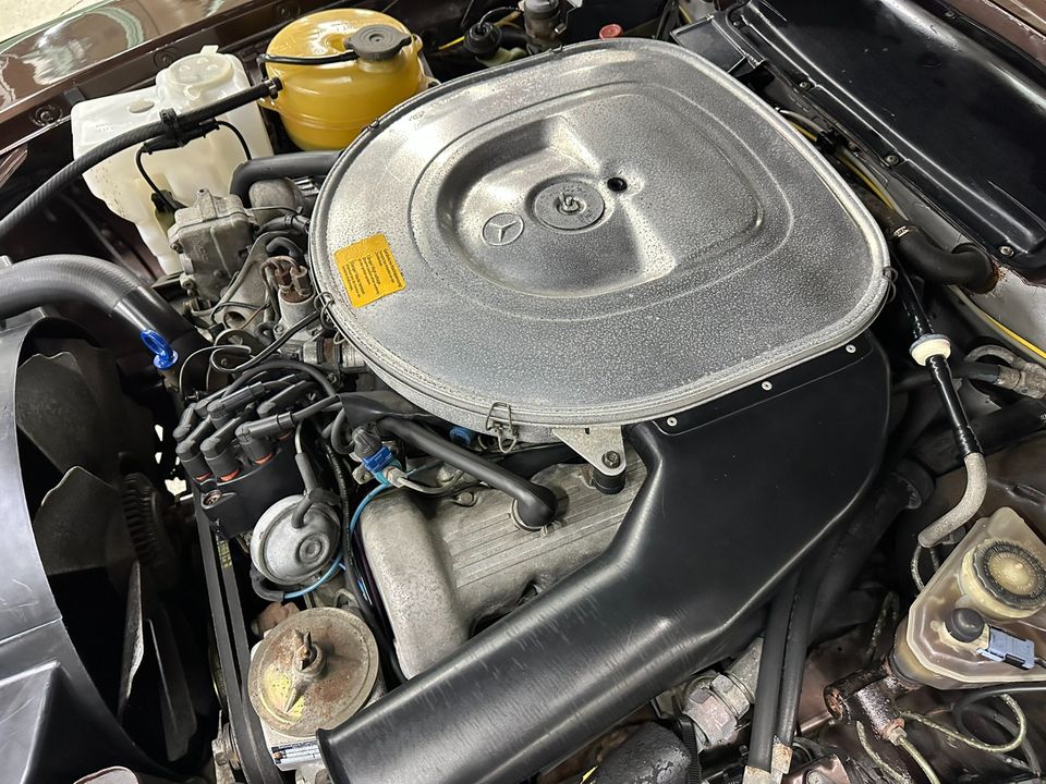 1981 Mercedes-Benz 380-Class