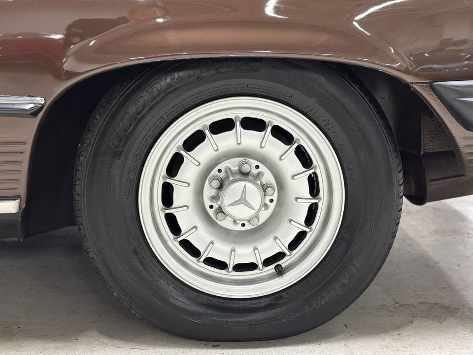 1981 Mercedes-Benz 380-Class