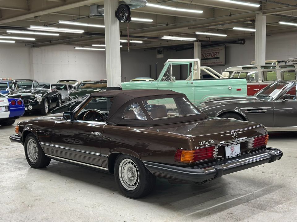 1981 Mercedes-Benz 380-Class