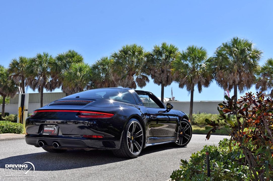 2017 Porsche 911 Targa 4S