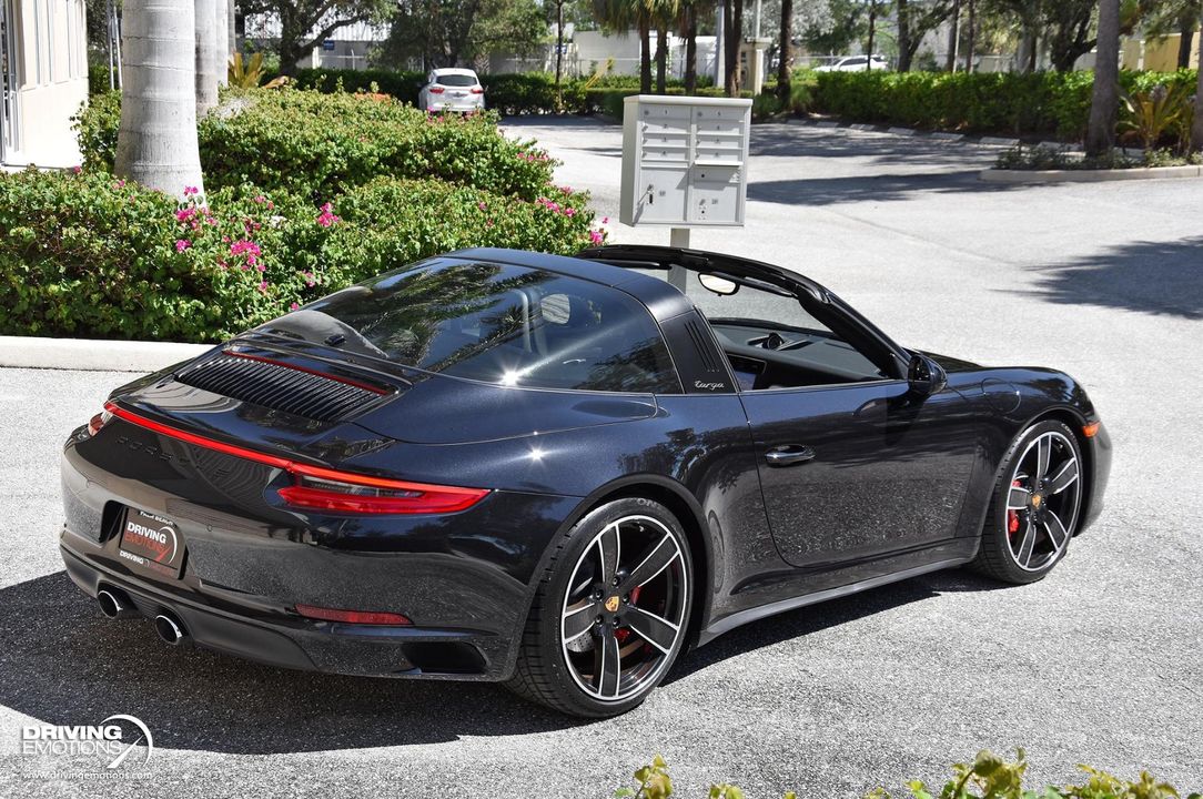 2017 Porsche 911 Targa 4S
